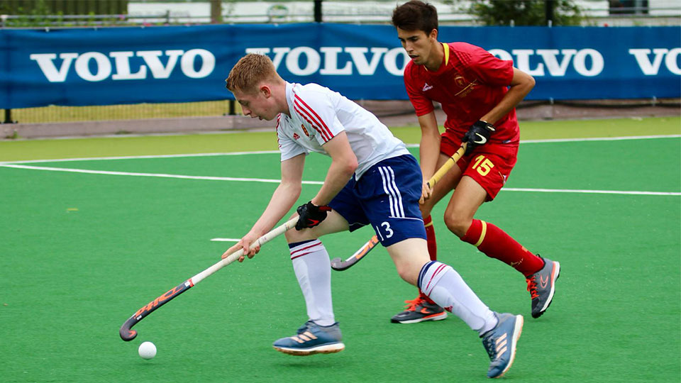 Tom Moorhouse at U18 6 Nations Hockey