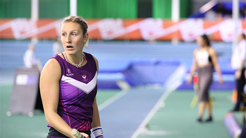 Holly Bradshaw achieved a season’s best 4.65m vault.