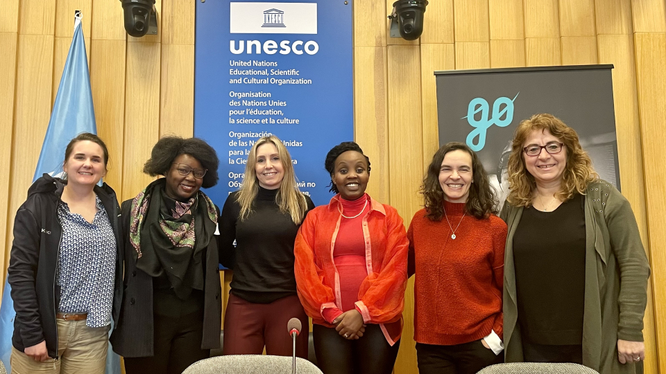 A group picture of Dr Verity Postlethwaite, Dr Lombe Mwambwa, Dr Gemma Witcomb, Dr Lin C Sambili Gicheha, Dr Silvia Costa, and Dr Susana Monserrat-Revillo.